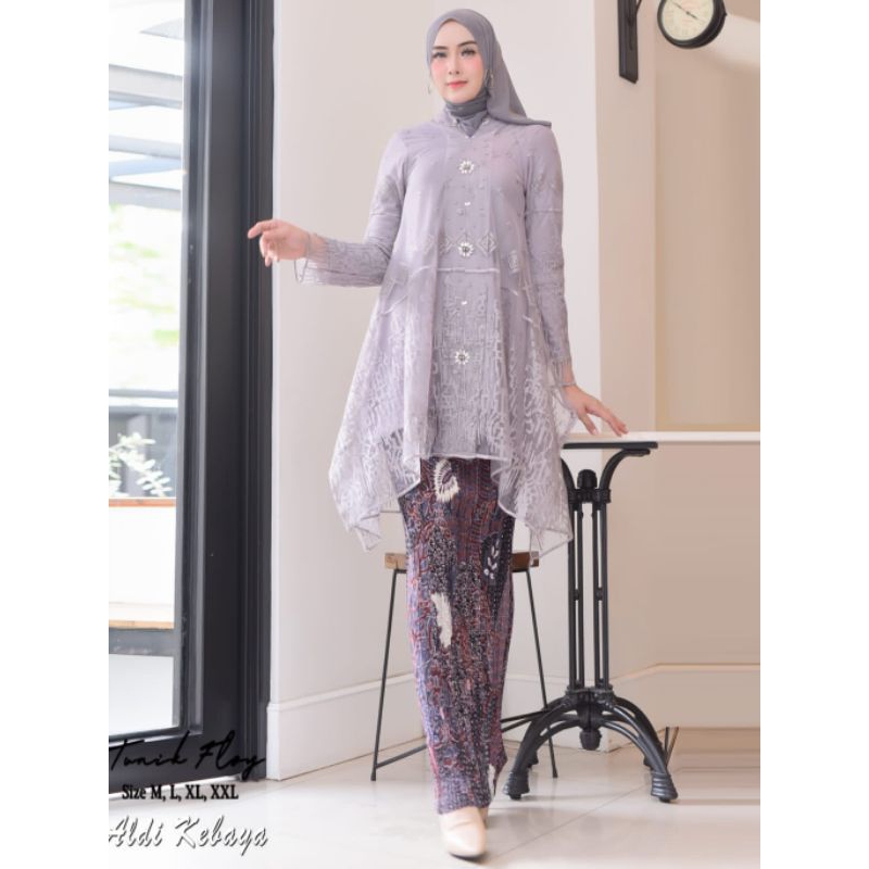 TUNIK FLOY BUSUI//BAHAN TILLE SAPTO PREMIUM//SERAGAMAN KELUARGA//BAJU PESTA LAMARAN//BAJU KONDANGAN//BAJU LEBARAN//KEBAYA WISUDA//KEBAYA TERBARU//KEBAYA ORIGINAL//KEBAYA MODERN//BY ALDI KEBAYA