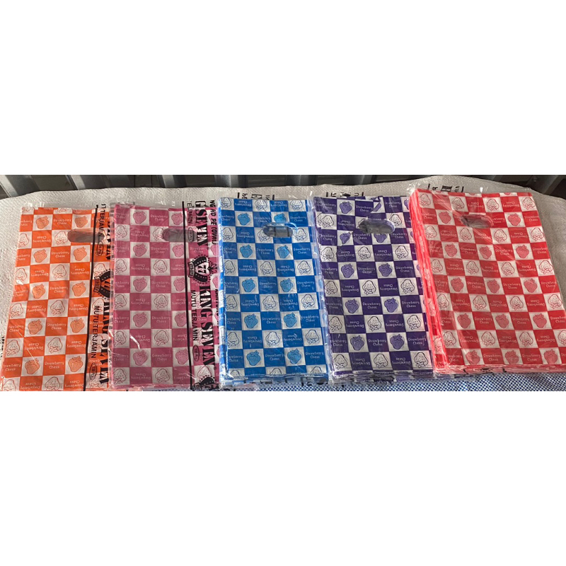 PLASTIK PLONG MOTIF 20x30