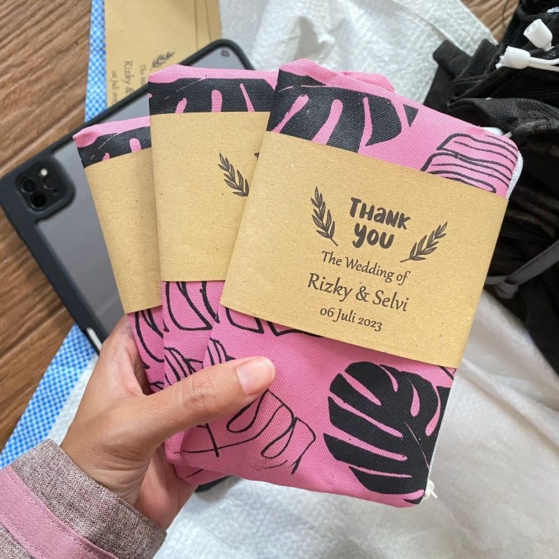 SOUVENIR DOMPET PERNIKAHAN ULTAH TASYAKURAN SEMI KANVAS KEKINIAN MOTIF MONSTERA PINK PACK THANKCARD COKLAT FREE CUSTOM NAMA DSK 14.10