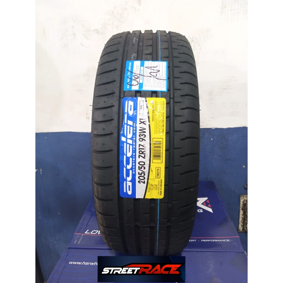Ban Mobil Honda Freed R17 ACCELERA PHI 215 50 RING 17 Nik 2025