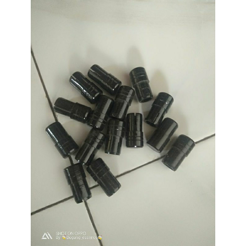 TUTUP TEGEG & SARUNG TEGEG.