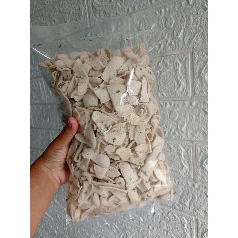 

KERIPIK OTAK-OTAK , ASIN GURIH DAUN JERUK