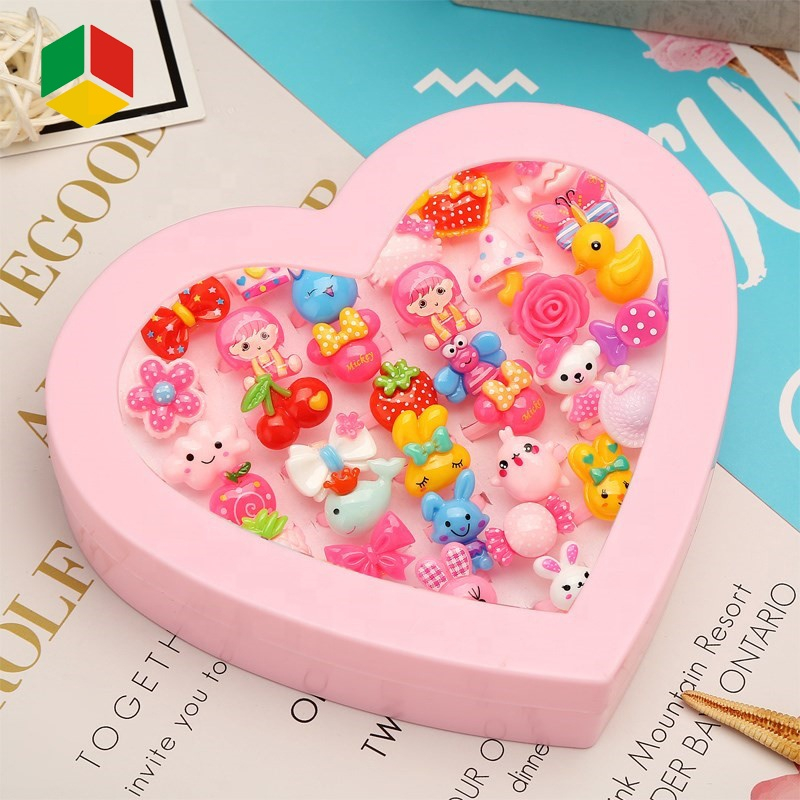 (1 Box 36 Pcs) Cincin Anak Karakter Kartun Lucu / Cincin Plastik Resin Box Love Hati Murah Grosir