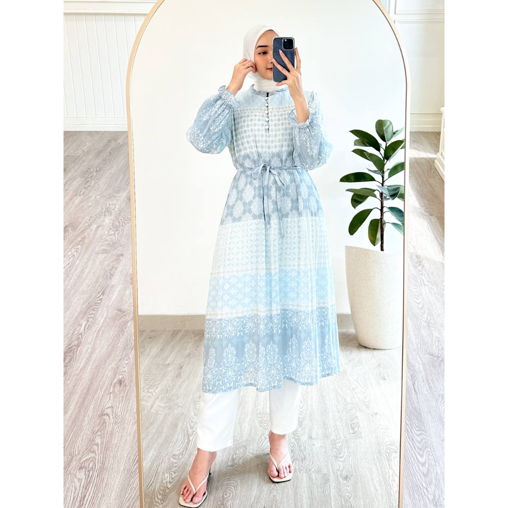 Artemis Fashion~ LUKISA MAXI DRESS Bigsize (ld 108) / DELUNA BLOUSE / DIANDRA BLOUSE (Ld -+ 104) /VANIA TUNIK (Ld -+ 96) / LUKISA MAXI DRESS / Tunik motif cantik, ootd wanita. cek gambar dan caption)