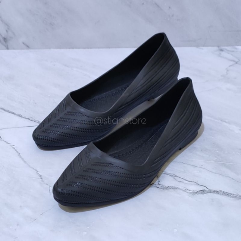 Sepatu Flat Shoes Wanita Bahan Karet Verotino