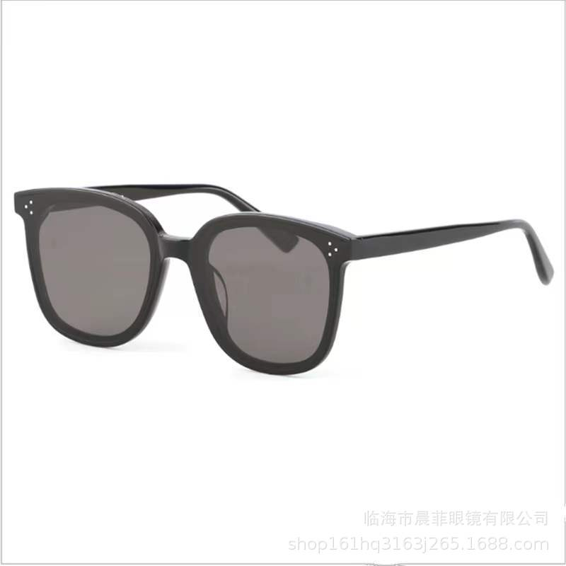 ISANUR97 - Korean Design Retro Mata Kucing Kacamata Hitam Titik Tiga Wanita Sunglasses