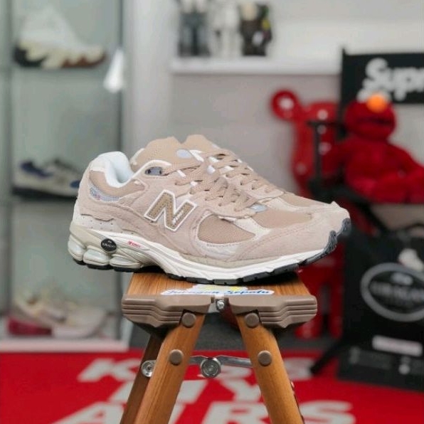 New Balance 2002R &quot;Protection Pack&quot; Driftwood