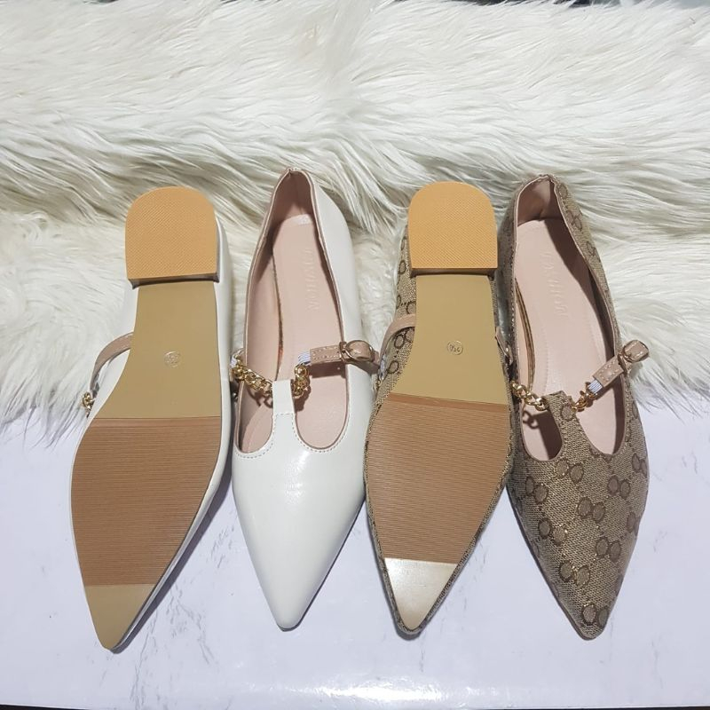 DDS23112 Flat Shoes Wanita Sepatu Runcing Fashion Import Pointed-Toe Ballet Slip On Shoes Bisa COD (With Box)