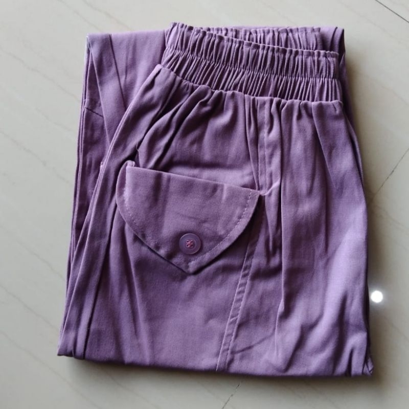 CELANA BEGGY 7/9,,CELANA KEKINIAN//CELANA BEGGY PANT//CELANA TWILL ORIGINAL