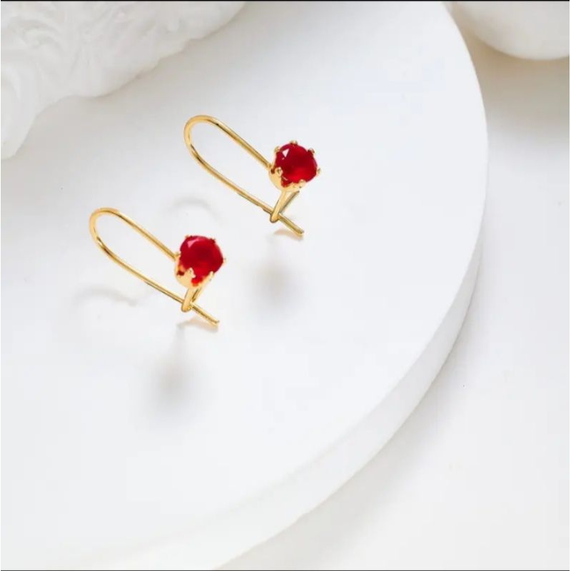 anting titanium gipsi liontin merah