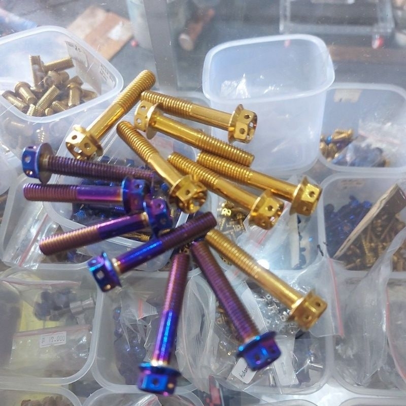 baut pb 8x4.5 cm atau baut 12 panjang 4.5cm