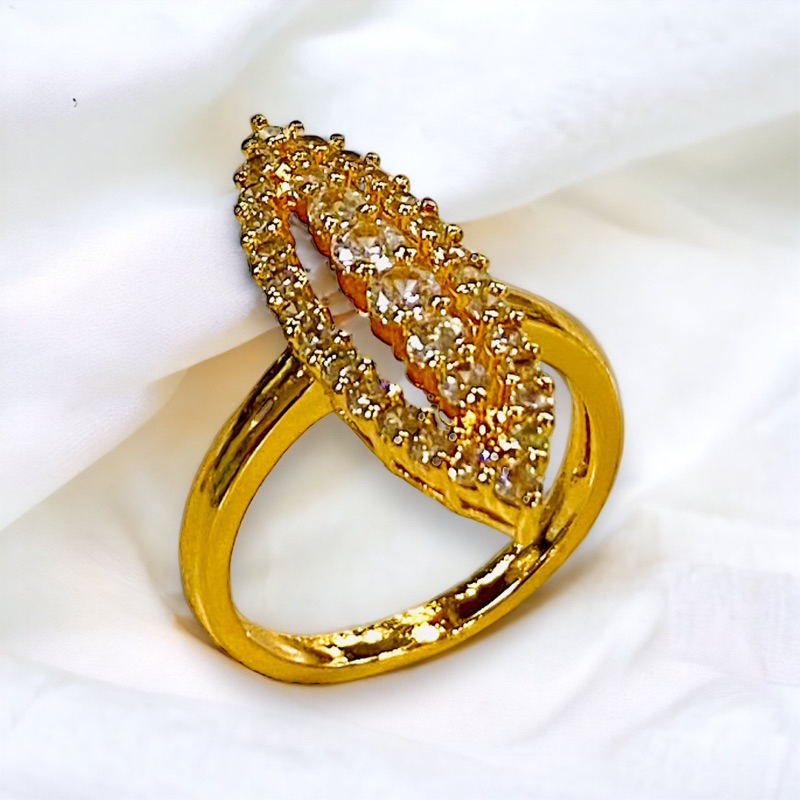 Cincin wanita//perhiasan fasion wanita//cincin lapis emas//cincin permata//cincin