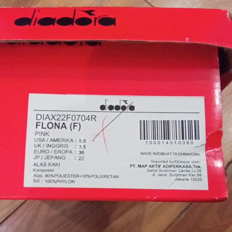 Sepatu Diadora Flona (F)