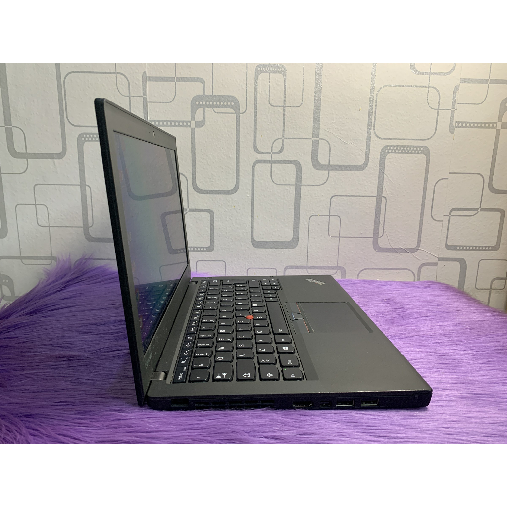 Lenovo ThinkPad X260 Core i5-6300U 4GB 128SSD Garansi