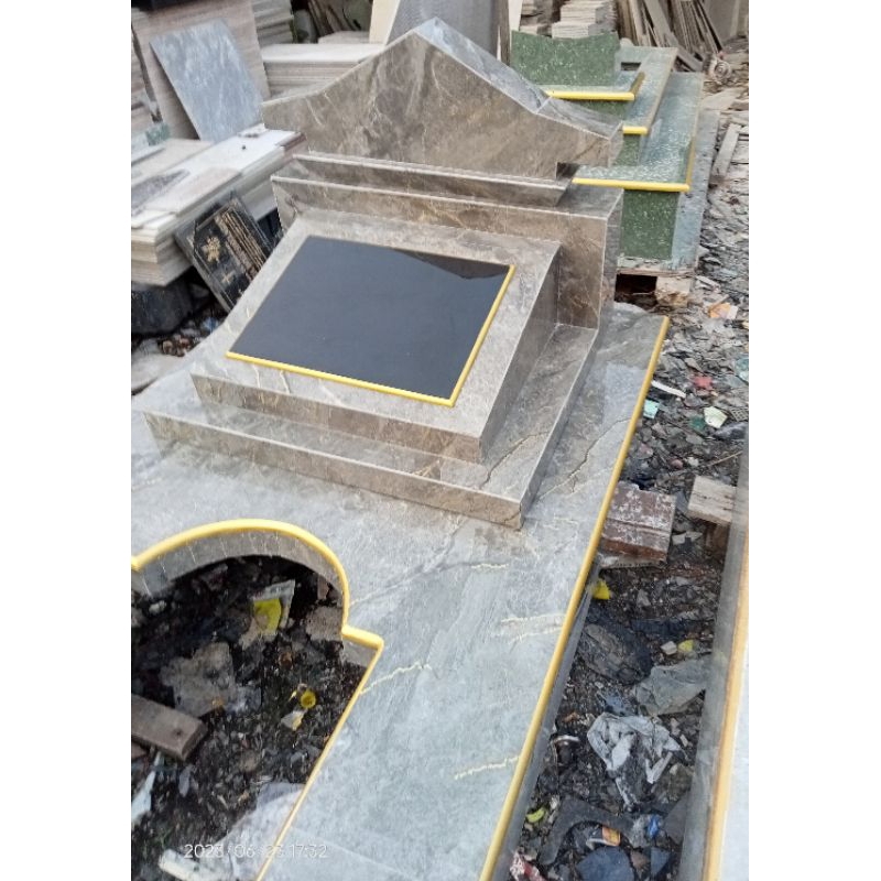 

plakat kijing makam granit