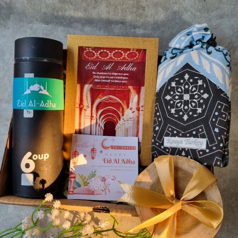 

Hampers Idul Adha / Parcel Lebaran Idul Adha Hijab Sajadah