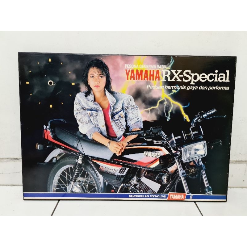 Poster Jumbo/ Poster Jam Motor YAMAHA RXS ORI