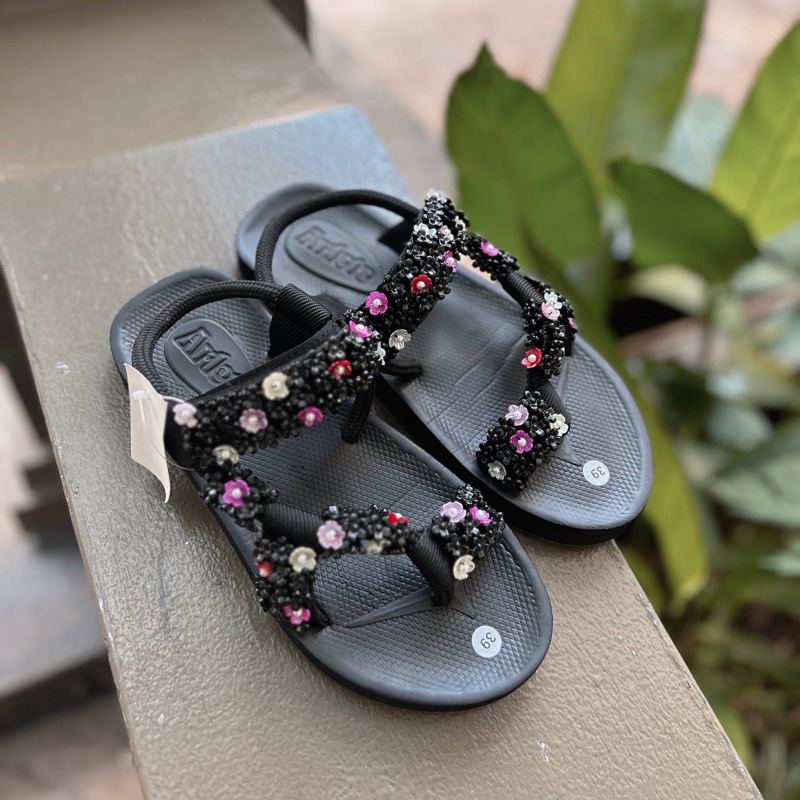 Gracia (Beads Sandal - Sandal Mote/Manik Wanita)