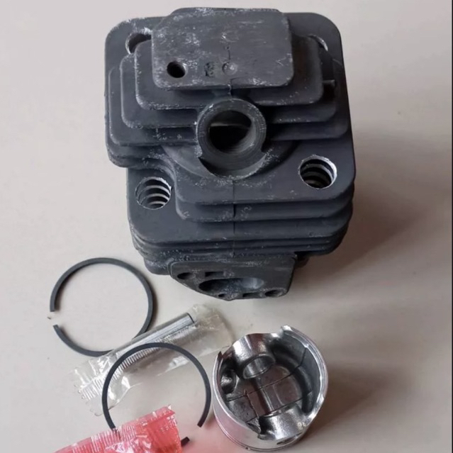 TL33 cylinder Block Assy Blok Komplit Boringan Mesin Potong Rumput  BG330 338 TL33 TL33 pro Turbo Ta