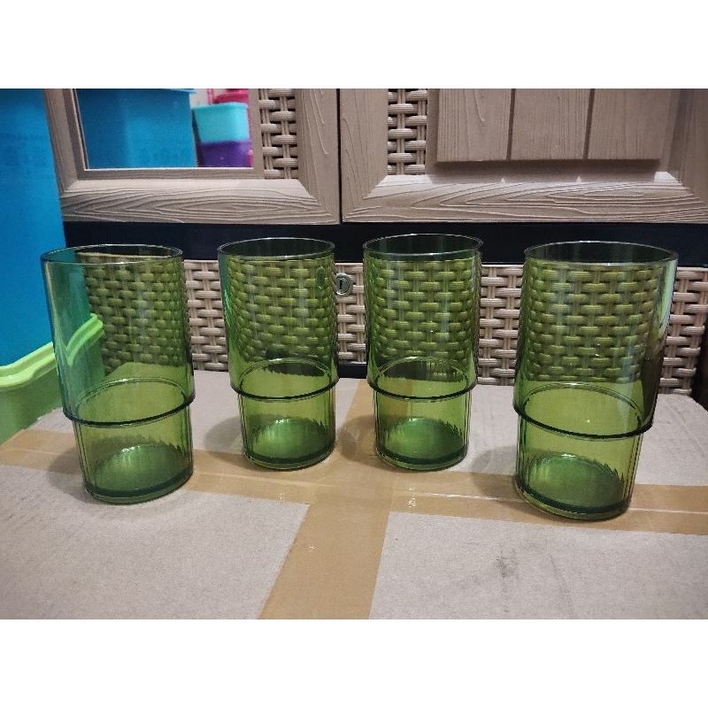 Deluxe Tumbler Tupperware