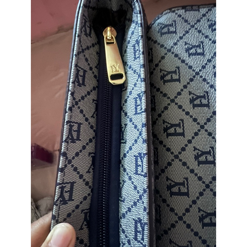 Tas selempang wanita Yadier Import