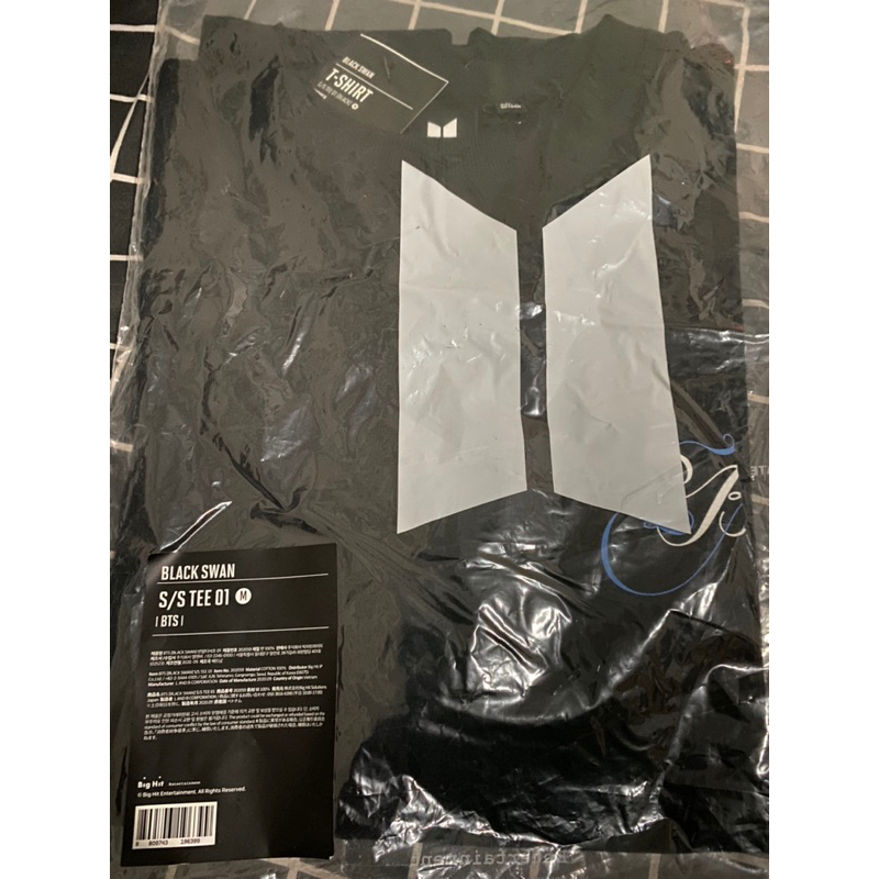 Kaos Baju T-shirt BTS Official