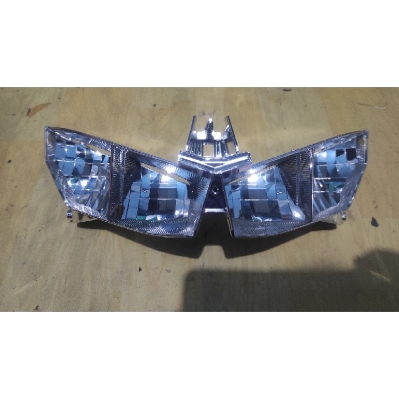 reflektor bagian dalam cover krum reflektor vario 125 150 2018 original
