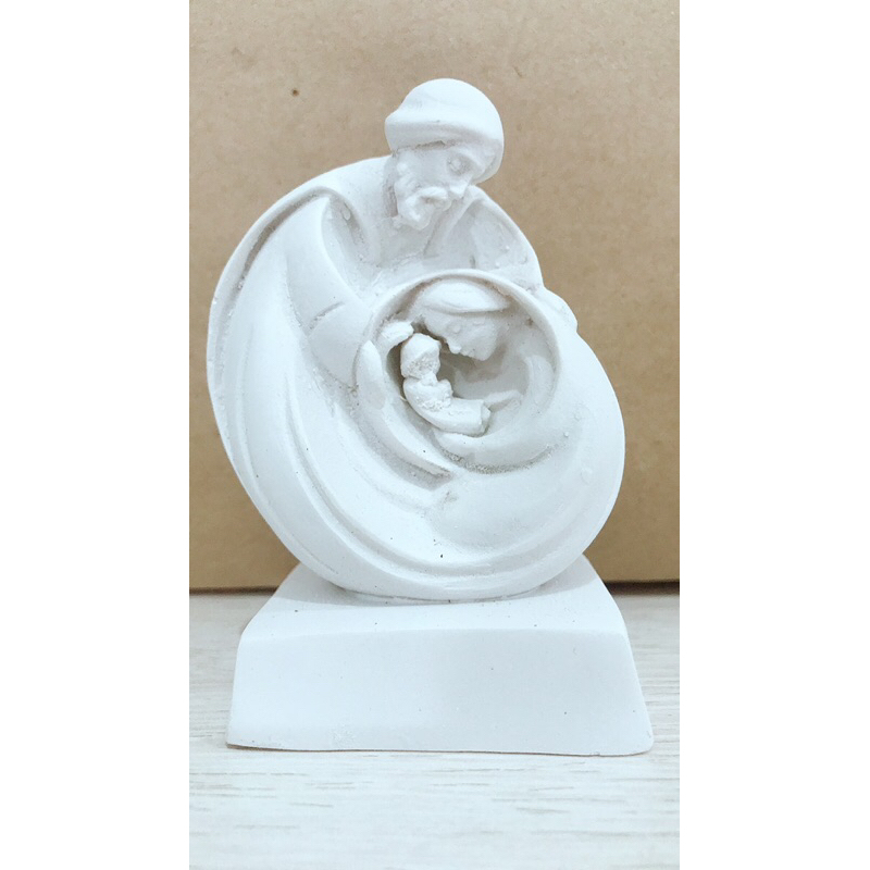 Patung Keluarga Kudus Nazaret