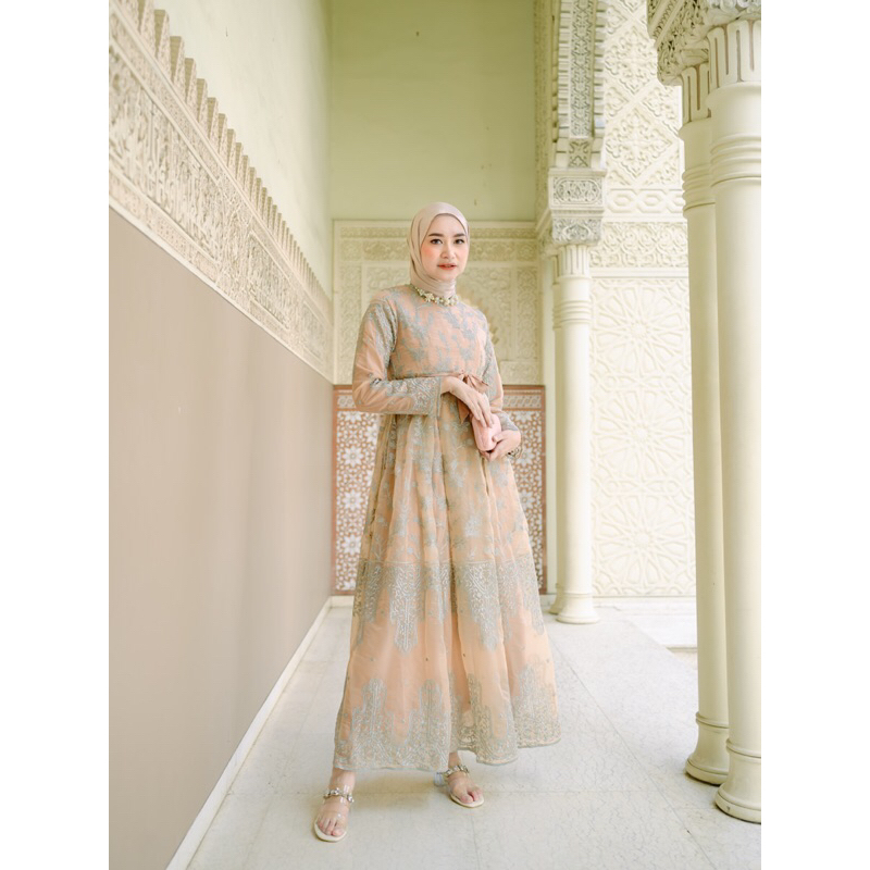 RADIANA DRESS