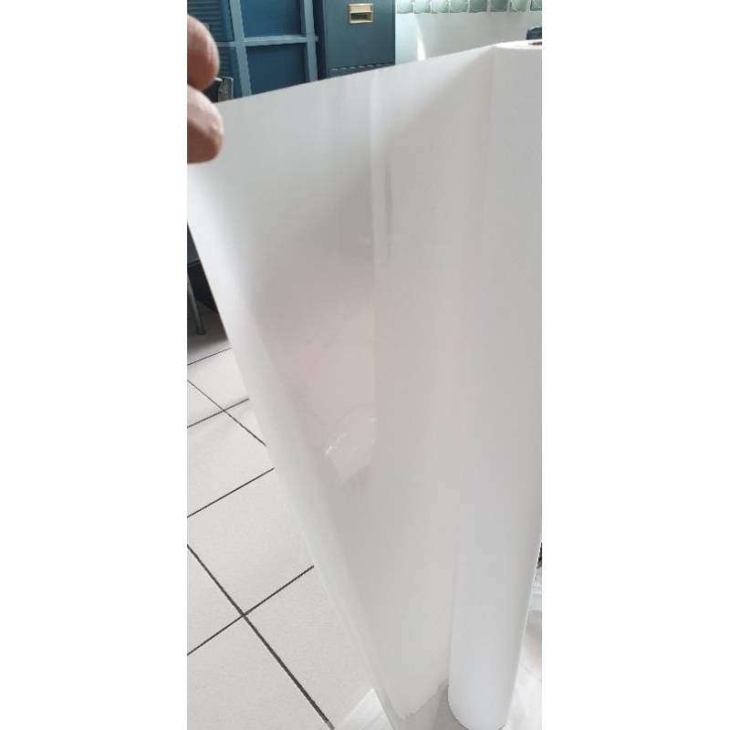 

Sticker Albatros Matte Pigment / Waterproof 120 gsm 36" ( 91cmx50m )