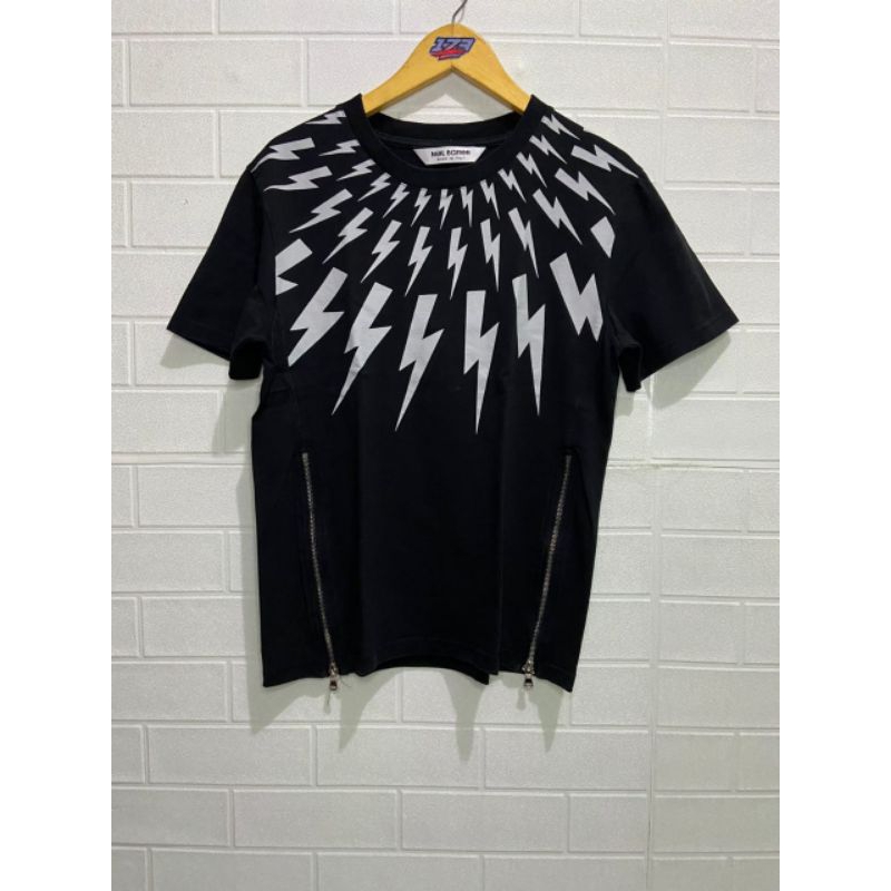 baju kaos neil barrett