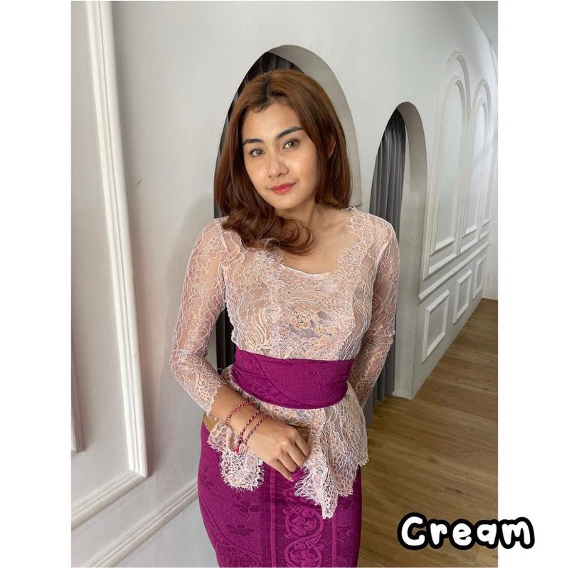 kebaya jadi semi metalic Santili dan glossy- lengan panjang - kebaya brokat premium