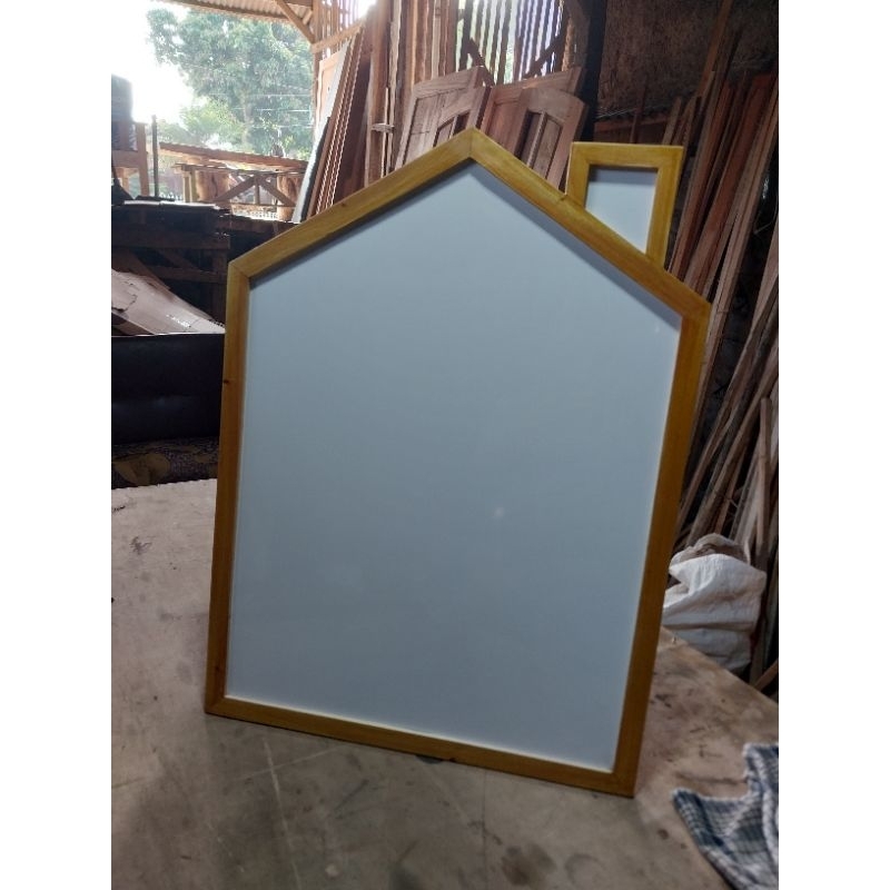 

papan kastum dengan ukuran besar T80XL60cm+sepidol