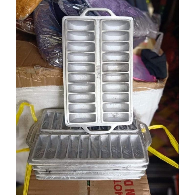 Cetakan Kue Pukis 20 Lubang Cetakan Kue Pancong Cetakan Kue Rangin Bonus tutup, sutil dan kuas