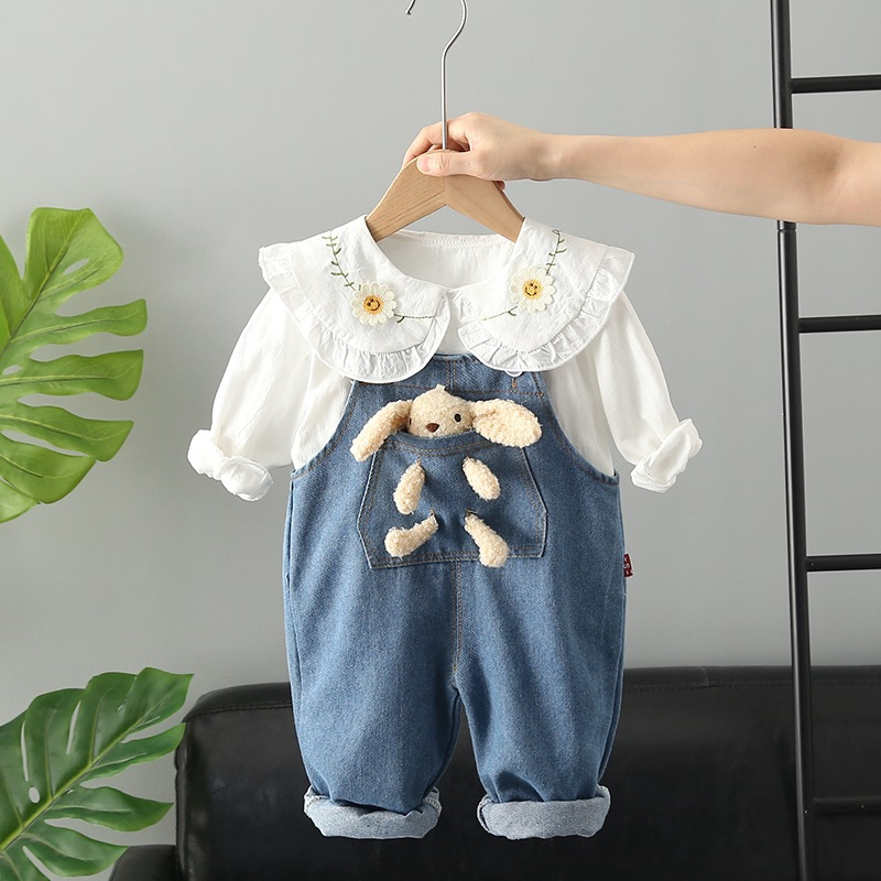 Setelan baju anak perempuan usia 6 bulan - 4 tahun MOTIF DOLL WHITE free boneka / Baju celana kodok lucu