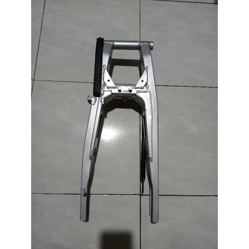 swing arm yamaha vixion old original