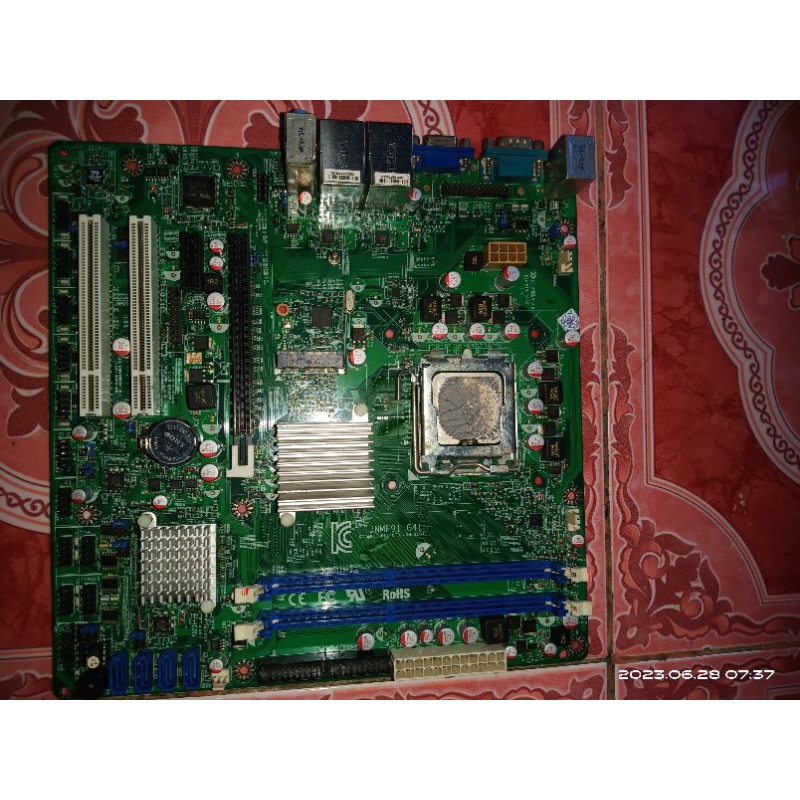 motherboard G41 merek jnmf 91 G41 LGA 775 DDR3+prosessor Intel core 2 dou E5700 3.00GHZ