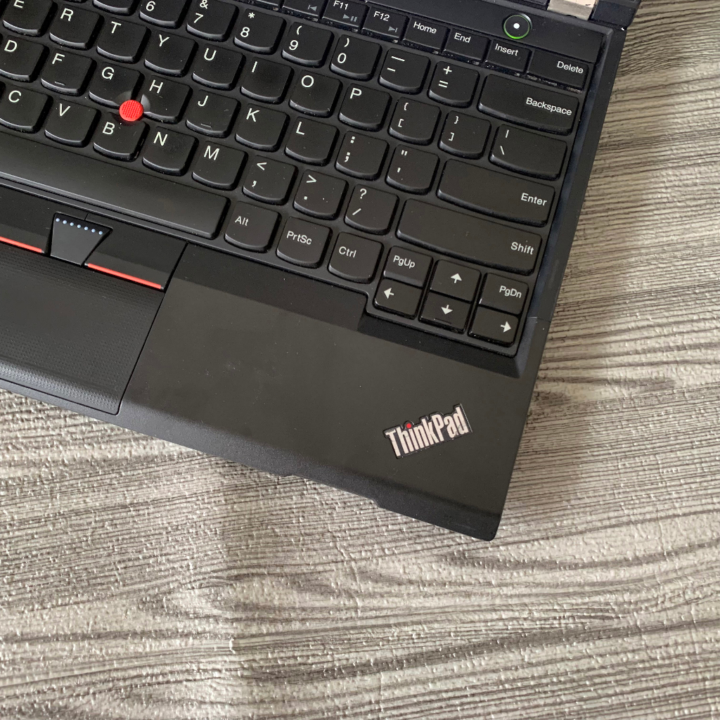 Laptop Murah Lenovo Thinkpad x230 Core i5 4G RAM 128GB SSDMulus dan Normal Laptop Second Murah Blengkap Instal WINDOWS 10 +Office secara gratis Menduku Laptop Second Berkualitas/Laptop Bergaransi Selama 1 Bulan MURAH BERKUALITAS!!Mulus / Original