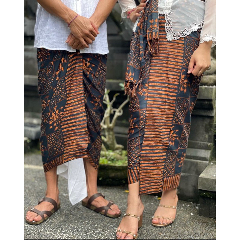 KAMEN SET COUPLE LEMBARAN MOTIF BATIK KLASIK BAHAN KATUN PREMIUM ( SAPUT+KAMEN LEMBARAN+SELENDANG)