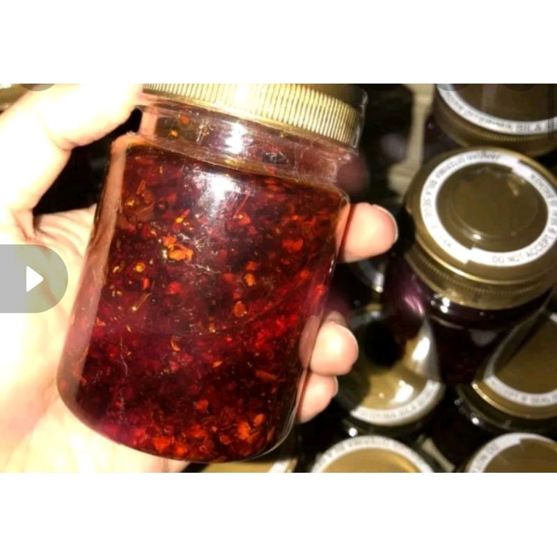 

Chilli Oil Hot HomeMade Halal Premium / Minyak Sambal / Minyak Cabe Pedas / Chili Oil Minyak Cabai Pedas 100 ML / 200 ML