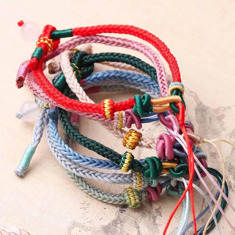 gelang tali rajut bisa diisikan mainan emas atau cuping