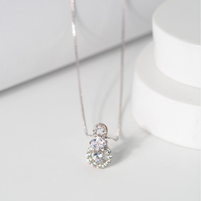 Kalung Emas New Fancy VC 4 Daun - Toko Emas Gadjah