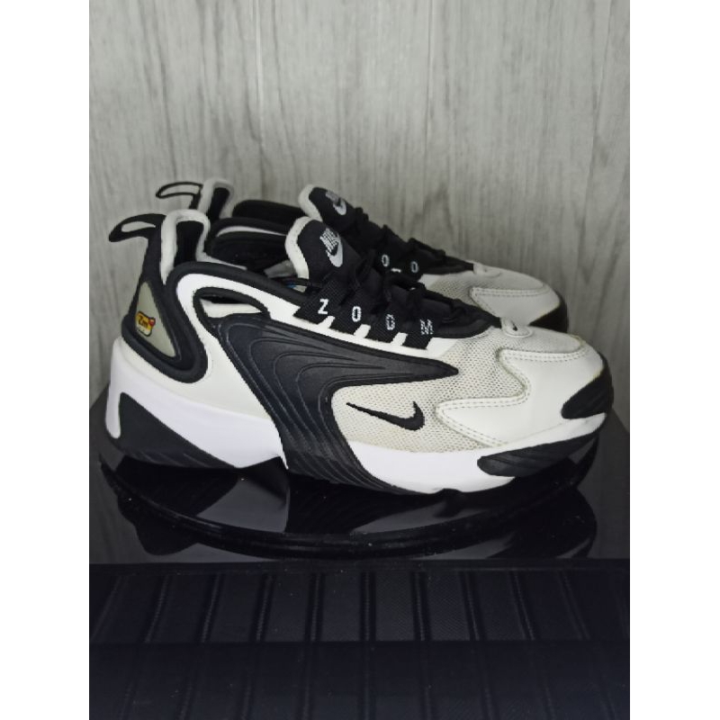 Sepatu Anak Size 35,5 - Nike Zoom 2K Kids