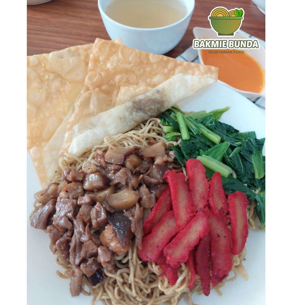 

MIE AYAM JAMUR CHASIU PANGSIT GORENG VEGAN VEGETARIAN BAKMIE BUNDA