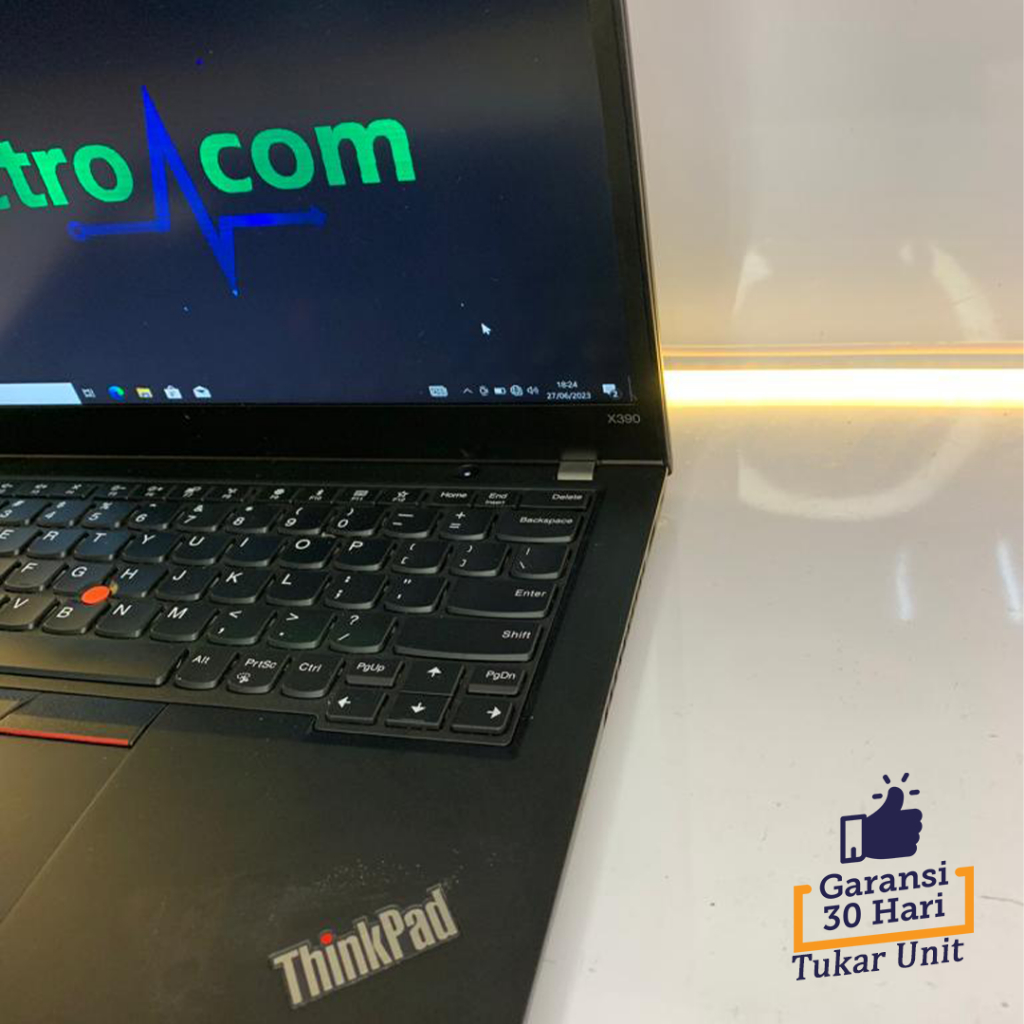 Lenovo Thinkpad X390 Core i5 Gen8 RAM 16GB SSD 512GB SLIM