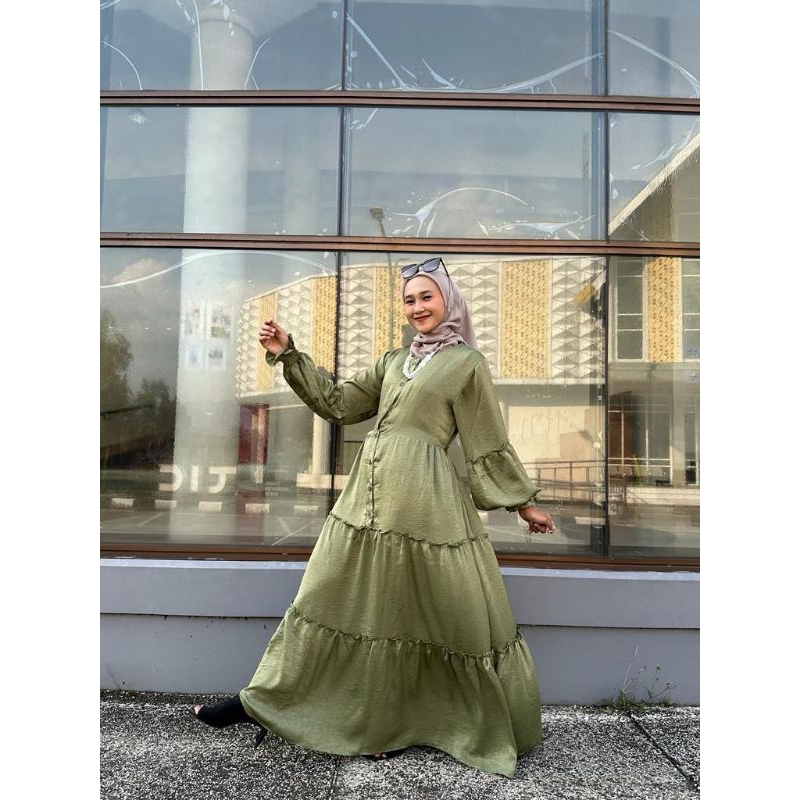 DRESS SANTORINI SILK |  GAMIS POLOS UMPAK SUSUN