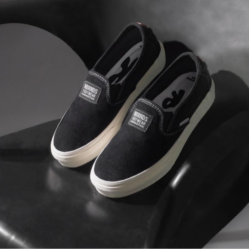 Nobrands footwear slip on selop korjan suede KORUPTOR
