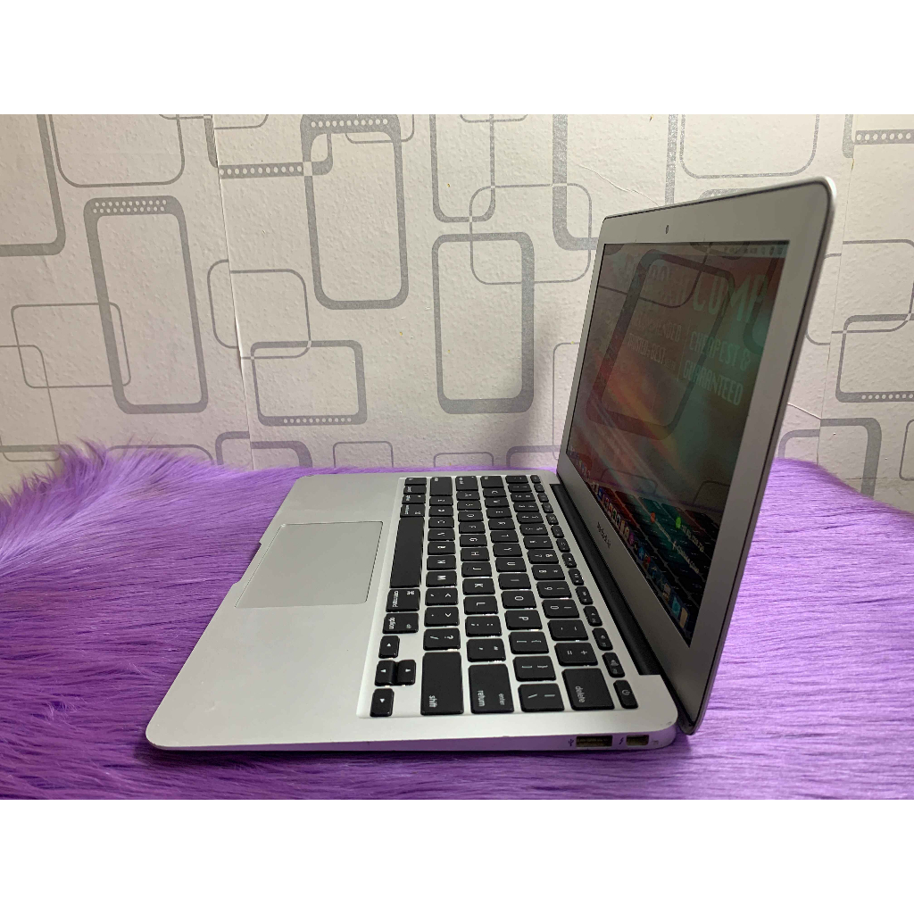 Macbook Air 11in Early 2014 Core i5 4GB SSD 128GB