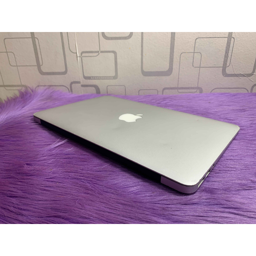 Macbook Air 11in Early 2014 Core i5 4GB SSD 128GB