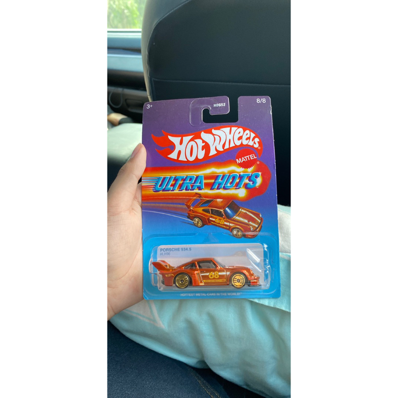 hotwheels porche ultra hot